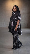Load image into Gallery viewer, Black Floral Set

